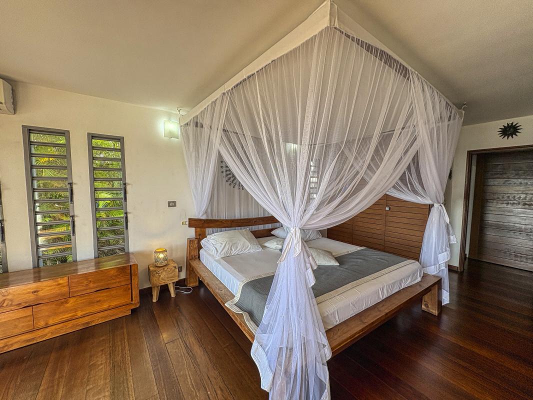 24.Location villa piscine Sainte Anne Guadeloupe_Suite Parentale